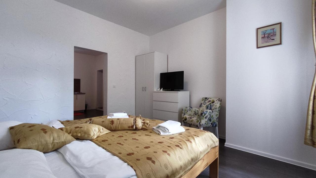 Apartments Protin Sokak ซาราเยโว ภายนอก รูปภาพ